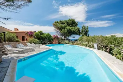 Villa à Costa Paradiso avec 4 chambres à coucher, 8 couchages