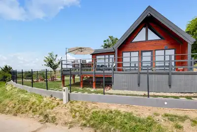 Image de Belle maison Ă Visoko avec sauna