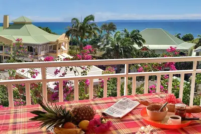 Image de Appartement Coconut vue mer avec terrasse dégagée accès direct à la plage privée