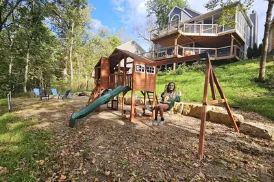 Image de Charming 4-bedroom house w/Hot tub/Arcade games/WiFi/firepit and more