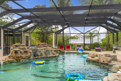 Image de Ocean access / Pool & HotTub  / Arcade & Game Room / Private Beach and long Pier