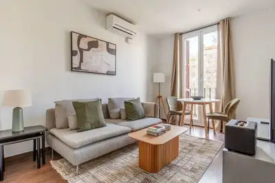 Image de Convenient La Dreta de l'Eixample 2br w/ Balcony, by Blueground