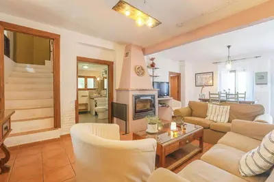 Image de Maison de vacances 'Casa Rural La Trastienda' avec vue sur la montagne, piscine privée et Wi-Fi