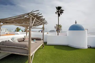 Image de Maison de vacances 'Belle' avec vue sur la mer, piscine partagée et terrasse privée