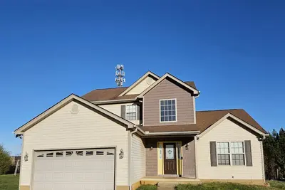 Image de Spacious 4-bedroom home in private nature