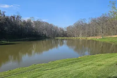 Image de Lake Front @ Edenton Rustic Retreat! Enjoy this quiet lake stay. Fish & Swim.