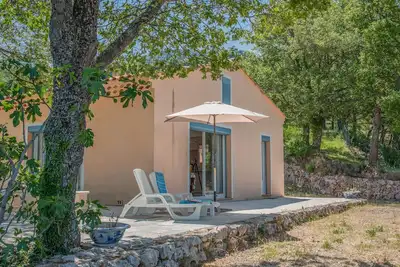 Image de Jolie maison avec vue magnifique proche du lac!