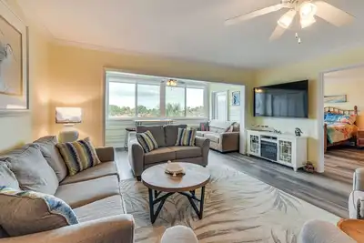 Image de Waterfront Bradenton Condo: 3 Mi to Beach!