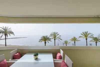 Sea Front Apartment in Marbella Center