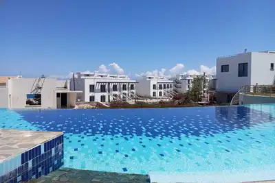 Image de 2+1 Gartenapartment am Meer im Projekt \"aqua West\" auf Nordzypern