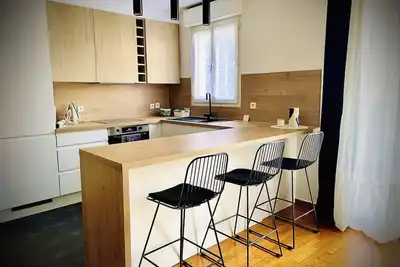 Image de Cozy 1-bedroom condo in Paris with WiFi and underground parking