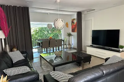 Image de Rdr337 - Casa Frida Puerto Banús with Private Parking