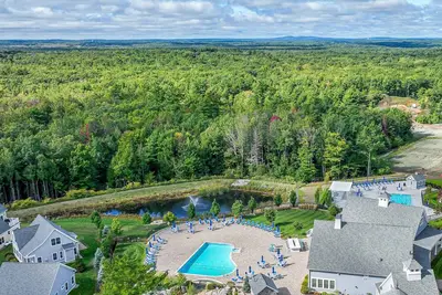 Image de Maritime Meadows – Charming 3 Bdr Resort-Style Home! Onsite Pool, Hiking & More