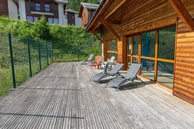 Image de À 200m des pistes de ski, 1er étage, piscine, balcon, télévision, casier à ski, 24m², Les Orres