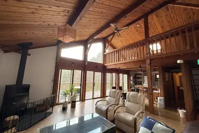 Image de 162㎡cabin/3min walk Lake Saiko/remote work/Bbq/5min drive Kawaguchi Lake/Mt. Fuji