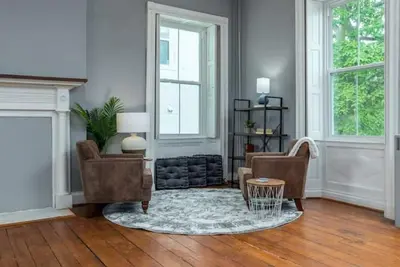 Image de Extravagant 6 bedroom Arcadia Mansion