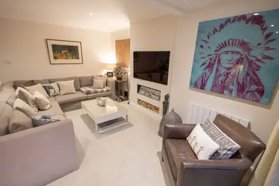 Image de 'The Hideaway' - a recently renovated house in Mudeford close to the beach and quay