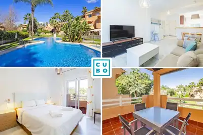Image de Cubo's Cabopino Beach Marbella Apartment / Première ligne de plage / climatisation / wifi gratuit