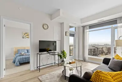 Image de Modern Comfort Condo ~ Stoney Creek ~ Hamilton