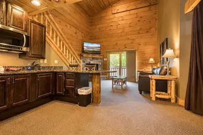 Image de Mountainside Cabin 48, Family Suite-Hot Tub, Dog Friendly