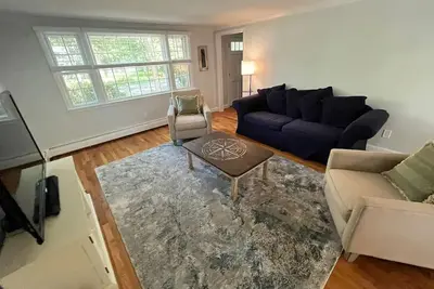 Image de Cape Cod Fun - Entire home 3br up to 9 guests