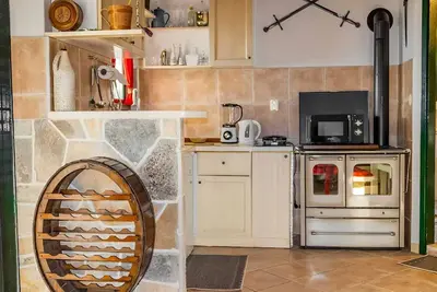 Image de Cottage de charme rustique dans un parc naturel avec jacuzzi