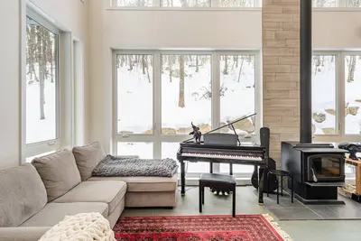 Image de Cozy and beautiful chalet\n\n