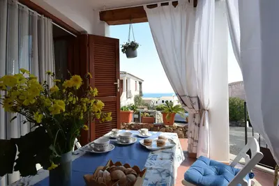 Image de Joli appartement avec climatisation, Tv, véranda, vue panoramique et parking