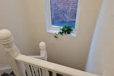 Image de Apartment Sleeps 4 with Free Parking