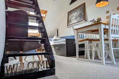 Image de Cozy Haven - bright small rooms, near the airport, easy Public Tr@nsport