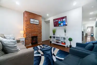 Image de Spacious Home on Mount Washington/King Bed