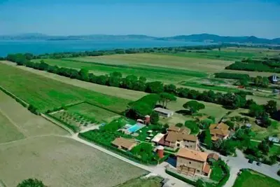 Image de Appartement de vacances Castiglione del Lago pour 2 - 4 personnes avec 3 chambres à coucher - Appart