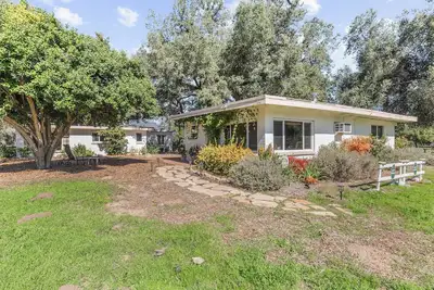 Image de Charming 2 Br Cottage at Welburn Gourd Farm