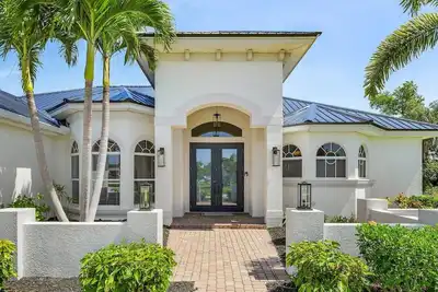 Image de Gulf Access Oasis: Pool, Spa & Premium Amenities