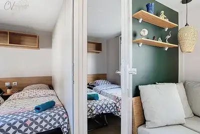 Image de Mobil-home Vi 12 à La Carabasse (Camping 4* avec piscine)