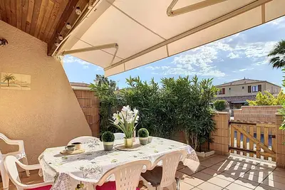 Image de Maison \"Rayon de Soleil\" (résidence privée avec piscine)