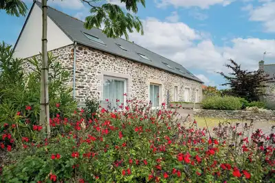Image de Petite maison 'Gîte Terre Et Mer' avec terrasse privée, jardin partagé et Wi-Fi