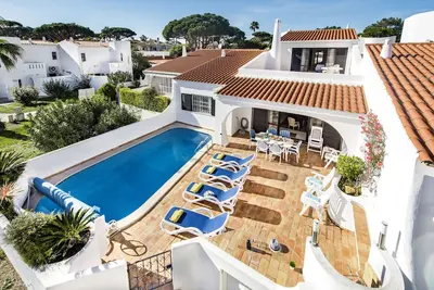 Image de Villa \"Mng Elliott 24\" avec piscine privée et Wi-Fi