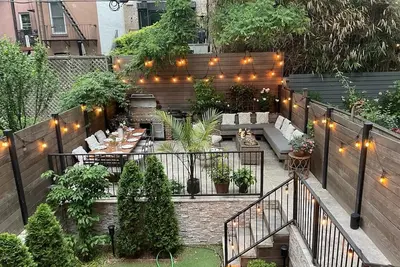 Image de Luxury house in the most coveted part of Brooklyn- calm/minutes from Manhattan!