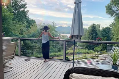 Image de Peaceful Mountain Retreat, Close to Everything, Hot Tub & Ev Charger!