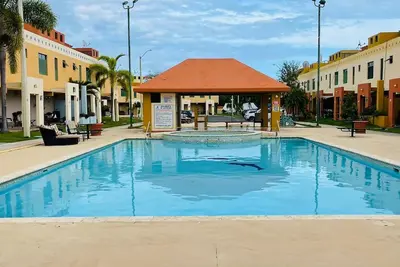 Image de Boquerón, Cabo Rojo 3 Br/ 2 1/2 Ba Condo Steps from pool, close to Dt & Beach