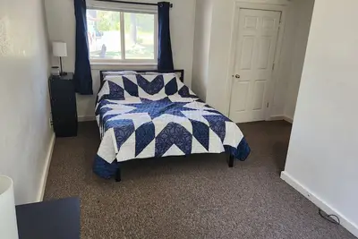 Image de Ev Ready Keweenaw Basecamp Near Mtu – Affordable & Fully Equipped