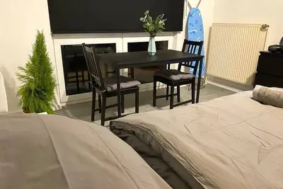 Image de 1 room apartment - 2 single beds - Wifi
