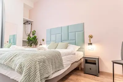 Image de Barrier-Free: 2 Neighboring Apts. Ideal for groups