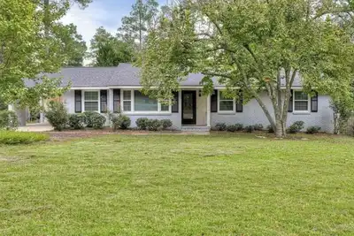 Image de Cozy, Newly Renovated 3br/2ba Home - Perfect Masters Retreat!