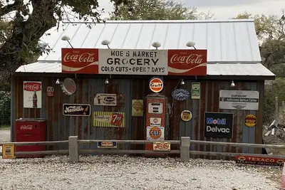 Image de 3+ Day Discount Pet Friendly Pool Table Bbq