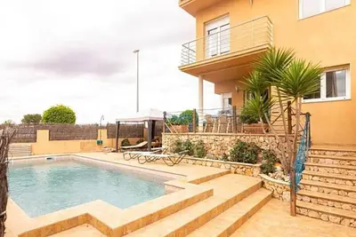 Image de Casa Piscina Privada L'ampolla 13pers