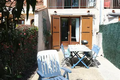 Image de St Cyprien climatisée avec belle terrasse proche port