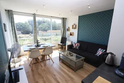 Image de St cyprien Appartement refait à neuf proche port