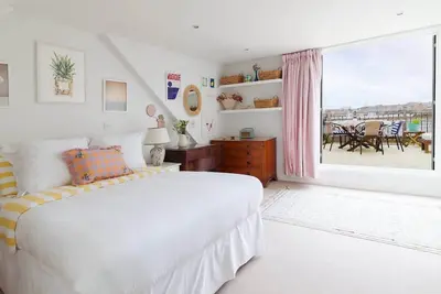 Image de Sunny Roof Terrace Barons Court Sleeps 4-6